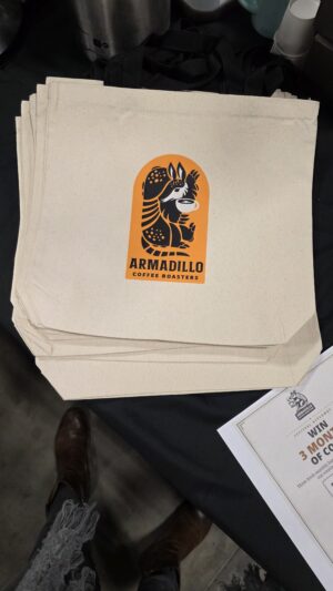 Dillo Tote
